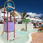 Flamingo 3*