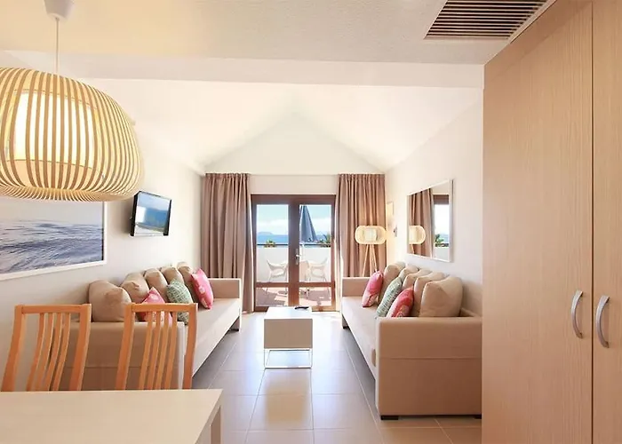 Flamingo 3* 플라야블랑카