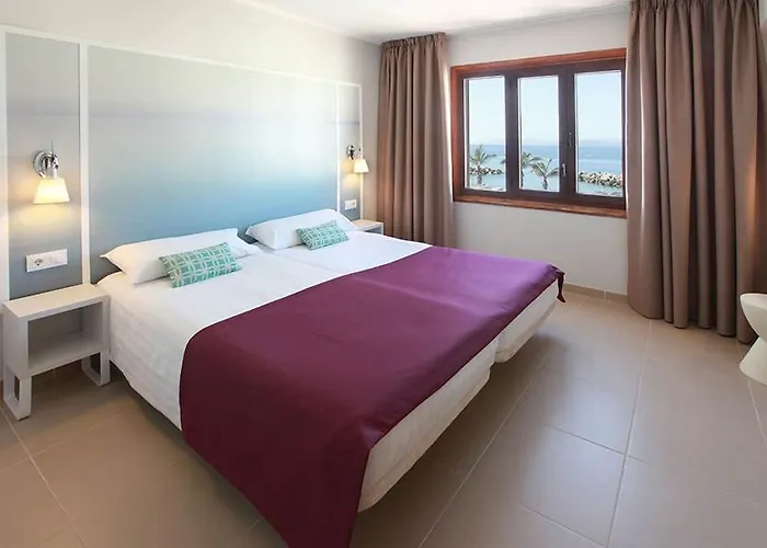 Flamingo Szálloda 3*